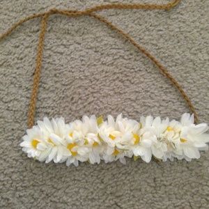 Daisy Flower Crown